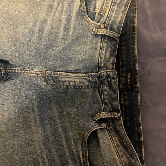 Silver Jeans - Picture 3 of 5